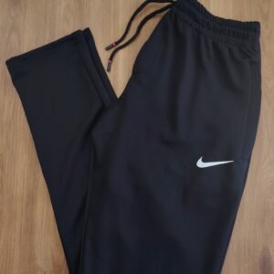 547429348_640255529129914_1547094561862374561_n Pantalon Nike