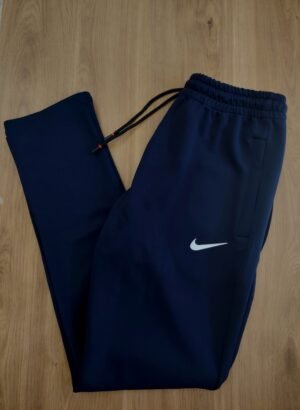 548041021_640255455796588_4286935815237165529_n Pantalon Nike
